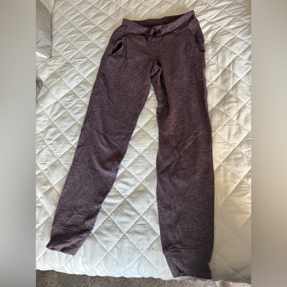 Lululemon ready to rulu joggers size 6. Heathered purple